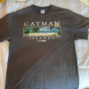 Women’s gray sz L Caymen Islands tshirt